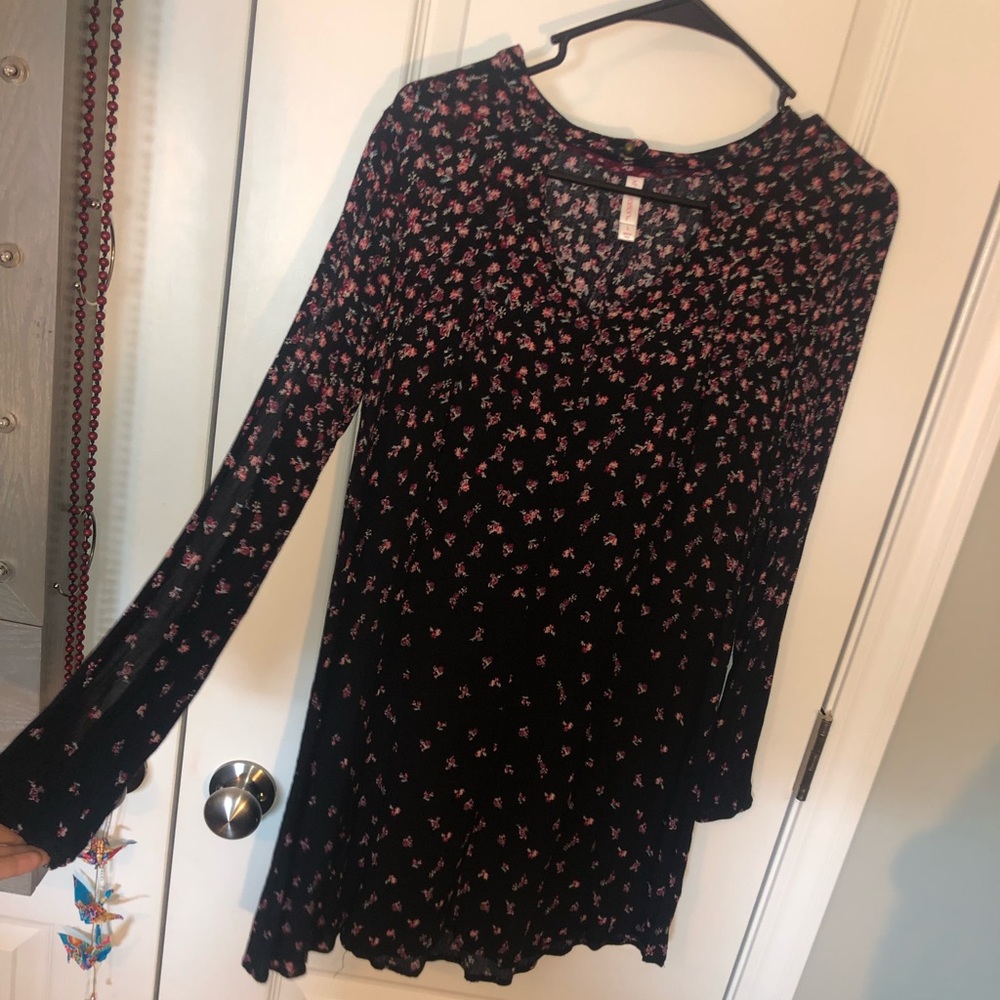 Floral black dress!